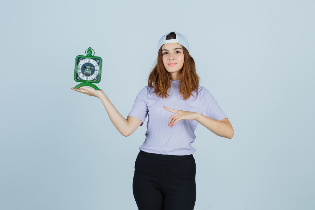 expressive-young-woman-posing