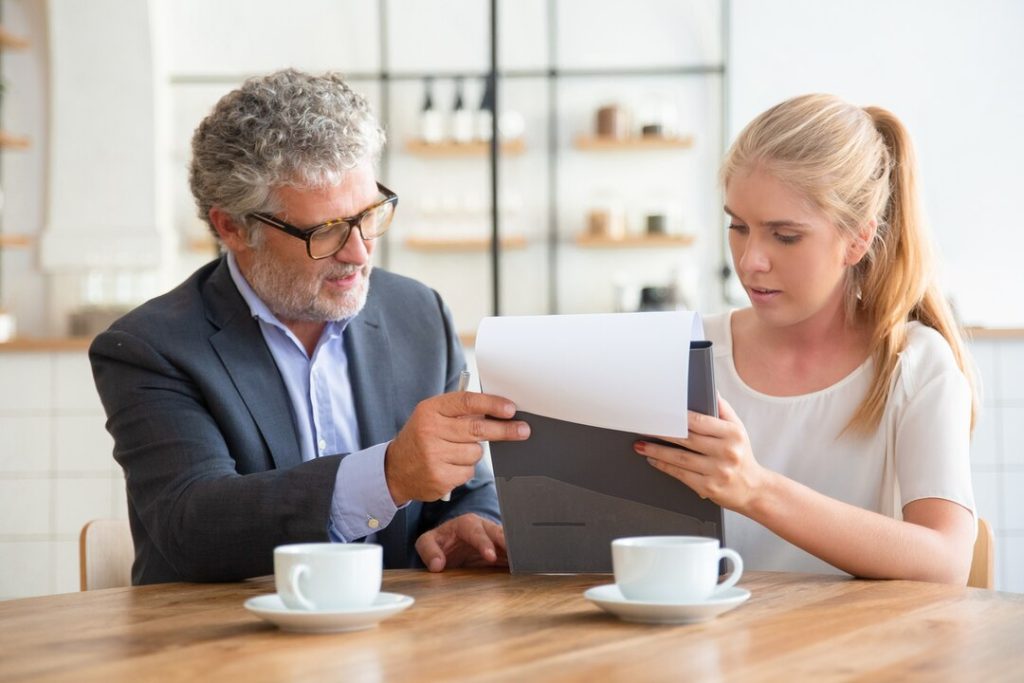 Swiftbanker: (NO)Article28: Lån fra private til private – Fordeler, risiko og avtaletips