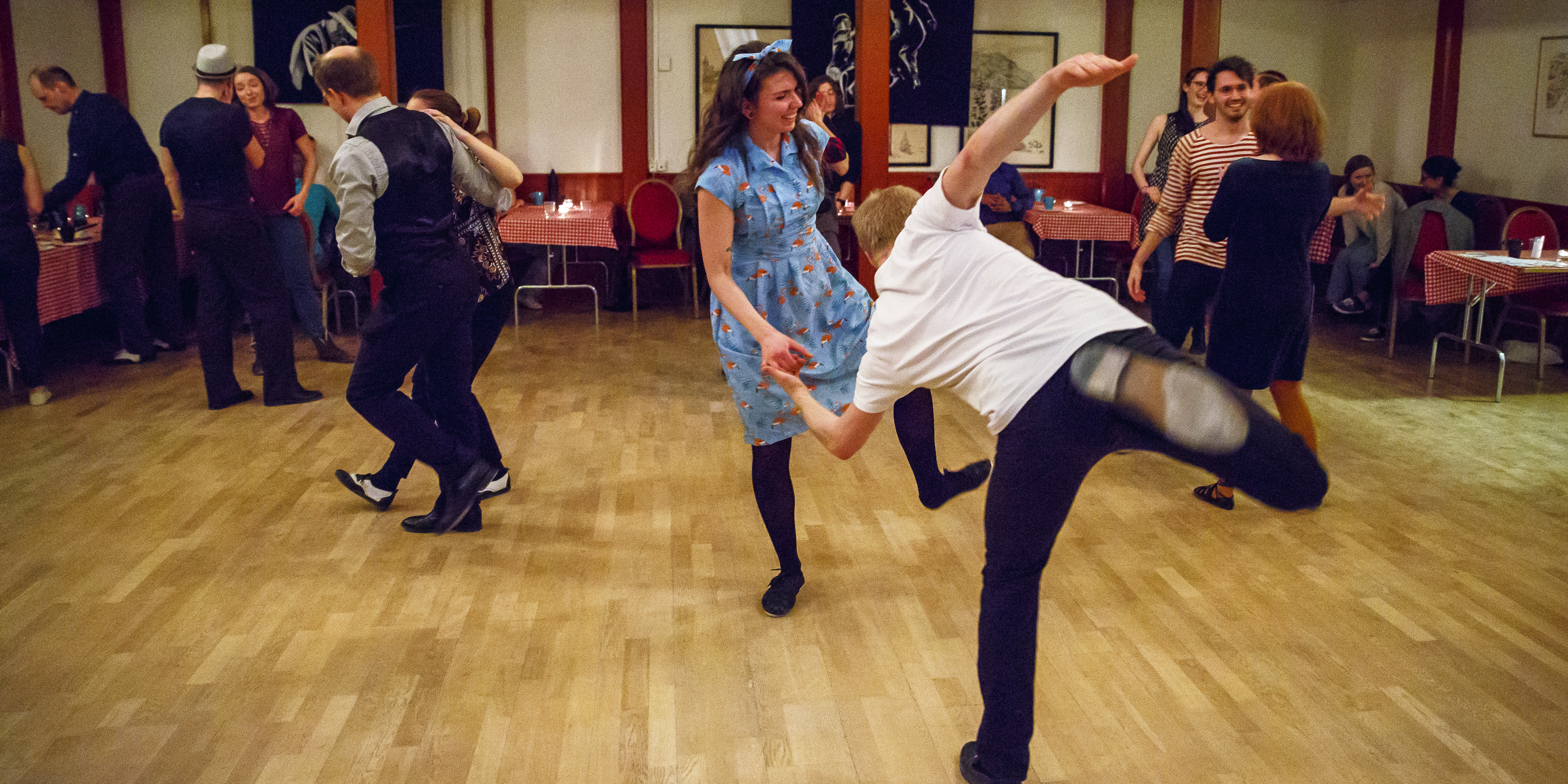 Swingum – Lindy hop 16 mars 2018 på Ordenshuset i Umeå