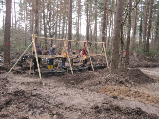 Die historischen Hintergründe der Grabungsarbeiten im Wald von Buschhoven