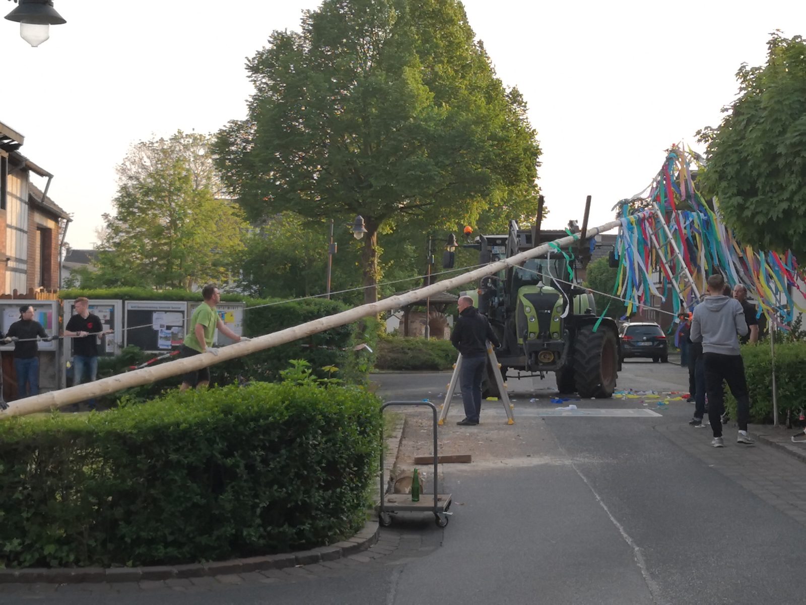 Maibaum aufstellen 2019