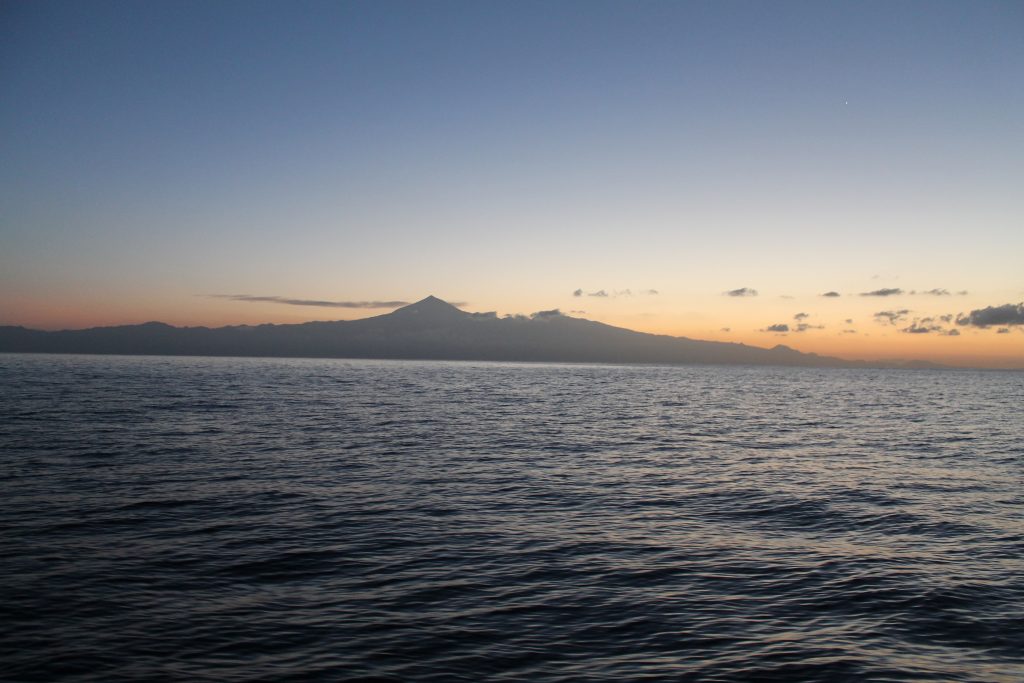 Teide i morgensolen på vej til La Palma