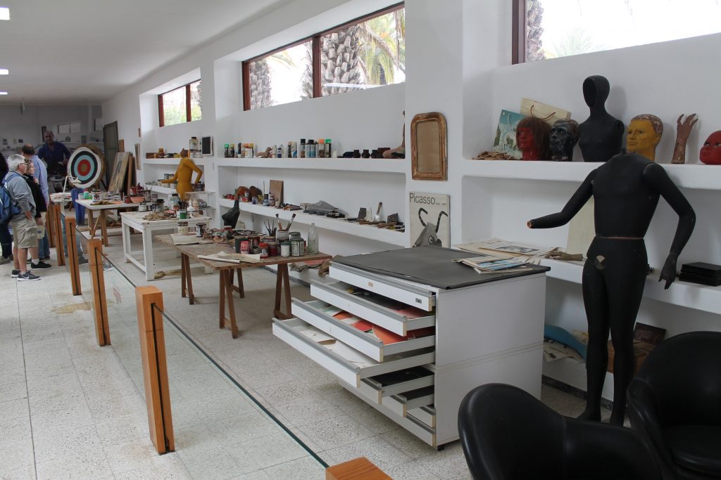 Cáesar Manrique's atelier i Haria