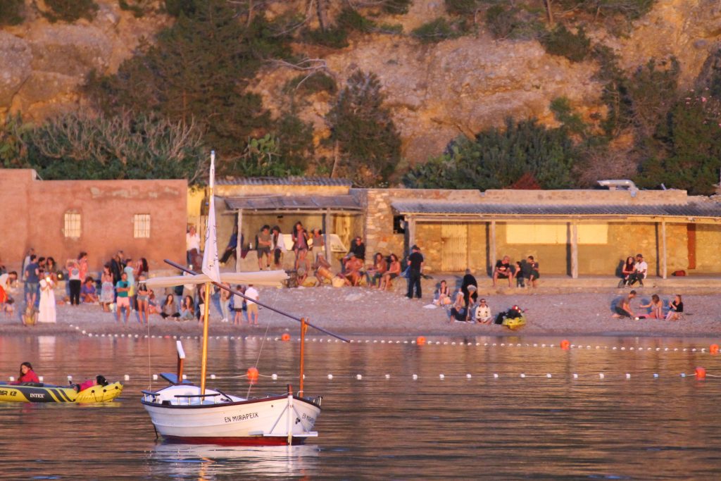 Cala Benirra