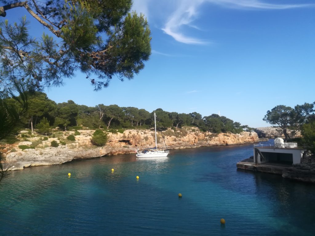 Cala Mitjana