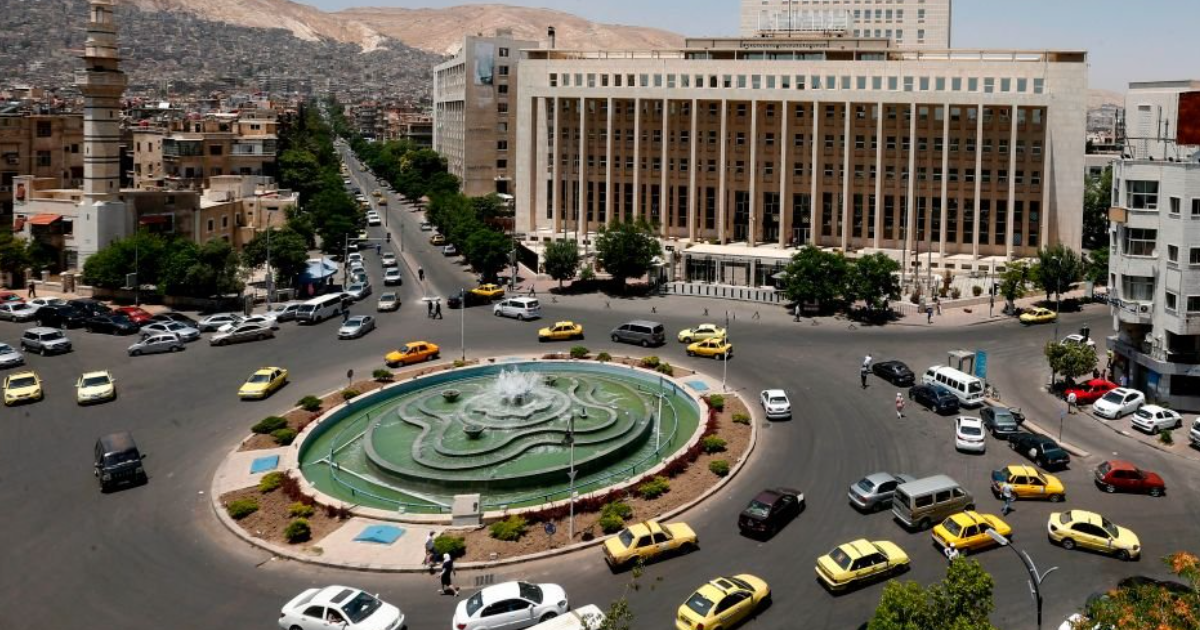 تفجيرات دمشق.. من يستفيد من إرباك عودة سوريا إلى العالم؟