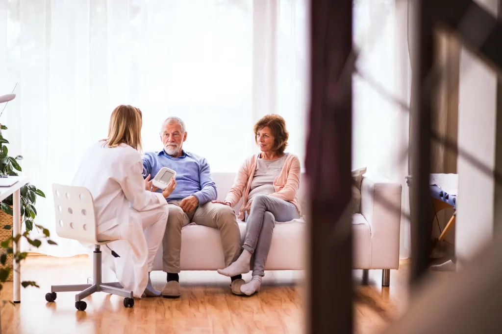 Bienfaits de la Consultation Médicale à Domicile pour les Patients Âgés