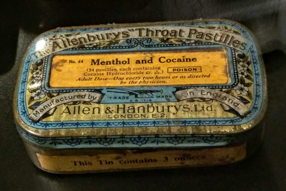 Allenbury's_Throat_Pastilles_with_menthol_and_cocaine