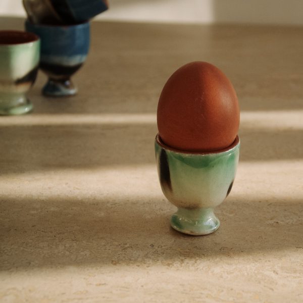 Ceramic egg holders