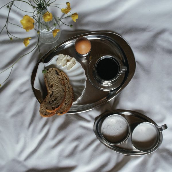 Breakfast in bed - Sea shell dish Porcelain a feu