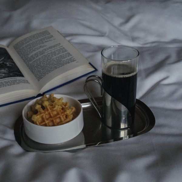 Breakfast in bed - Long coffee glass - arch shape