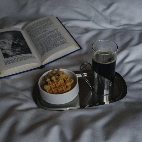 Breakfast in bed - Long coffee glass - arch shape