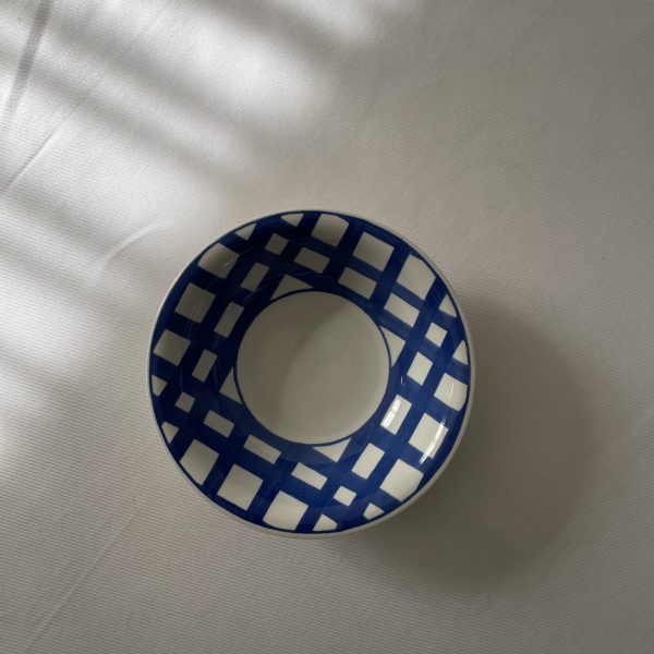 Checkered cereal bowls