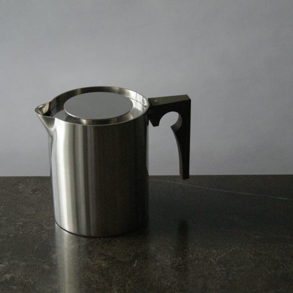 Arne Jacobsen tea pot 6