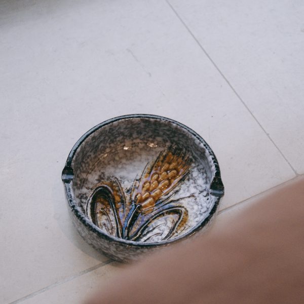 Wheat lava glaze ashtray