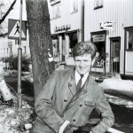 Tages
Anders när det fanns butiker av olika slag i Änggården. Posten, Konditori,tobaks affär, mjölk och smör butiken mfl.
Foto Lennart Lundin | Copyright Henrik Hagberg |