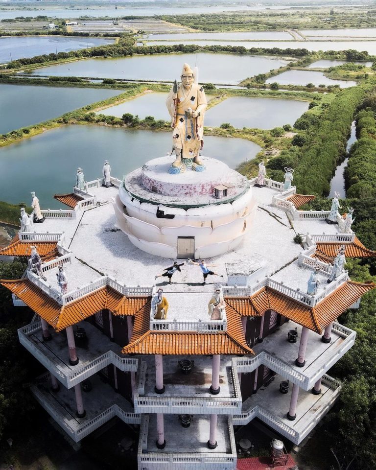 Taiwan has a lot of unique temples