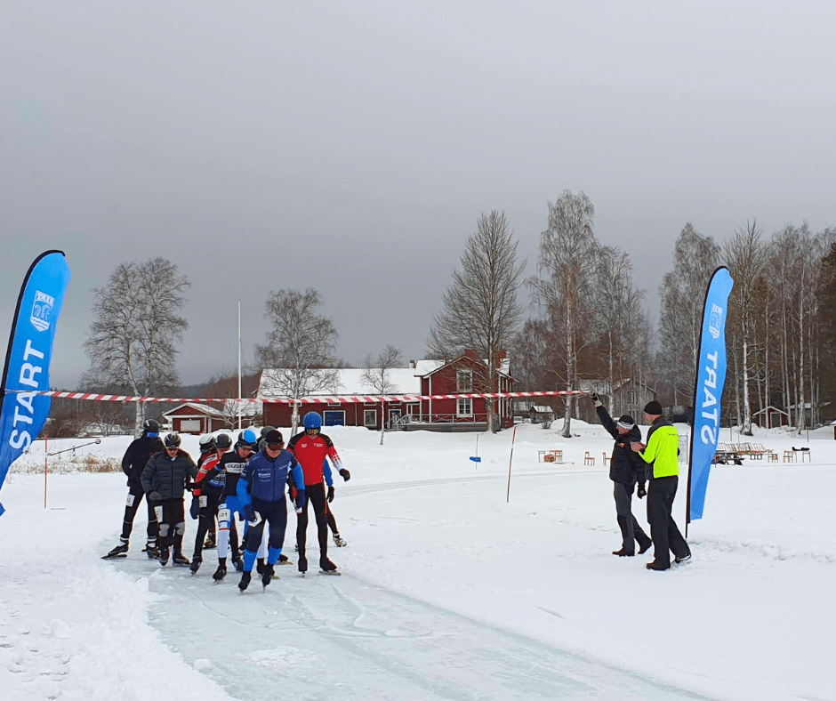 Iceskating on Tavelsjön, near Umeå (Västerbotten)