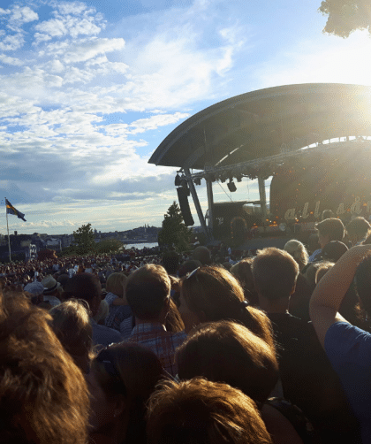 Allsång pa Skansen is a popular singalong tv show broadcasted from Skansen in Stockholm.