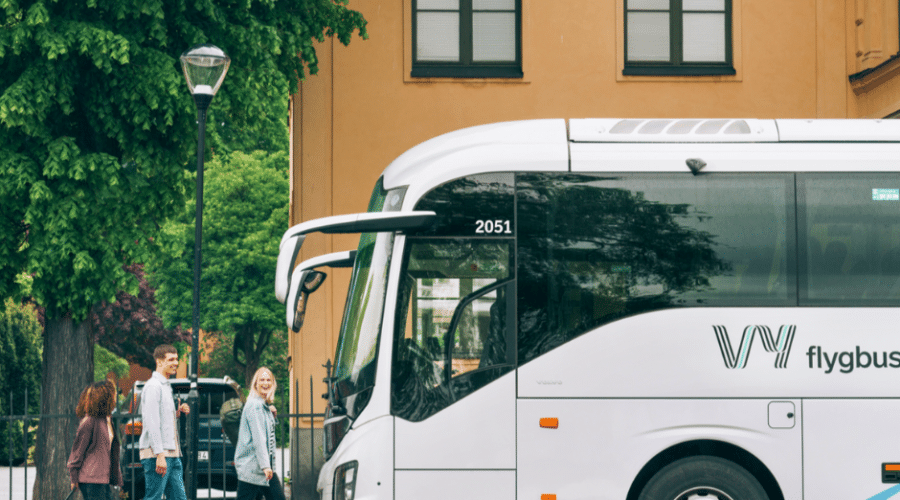 Flygbussarna are an easy way to get from the airport to the city centre.