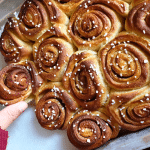 An easy recipe for Swedish cinnamon buns or 'kanelbullar'.