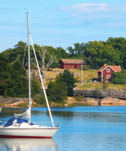 Summer in Sweden: tips & inspiration for your summer holiday in Sweden.