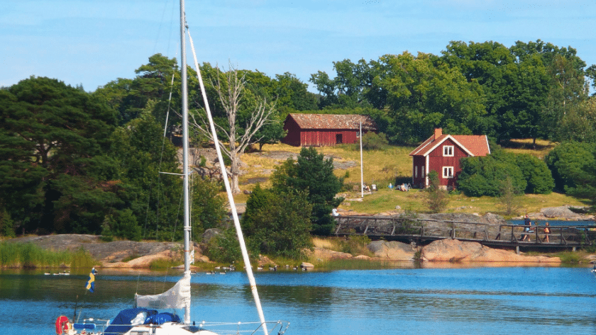 Summer in Sweden: tips & inspiration for your summer holiday in Sweden.