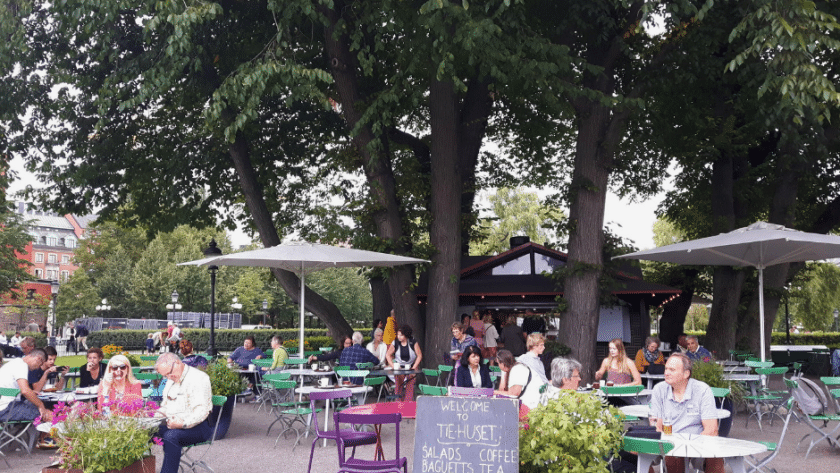 In the middle of Kungsträdgården you'll find a cute tea house with a terrace where Stockholmers enjoy the sun and their fika.