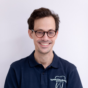 Tandläkare-Hasim-Tandläkarhuset-Bålsta