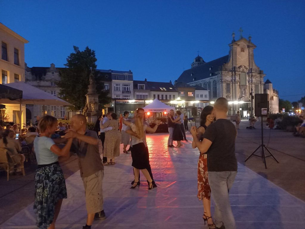 Tango Mechelen Veemarkt