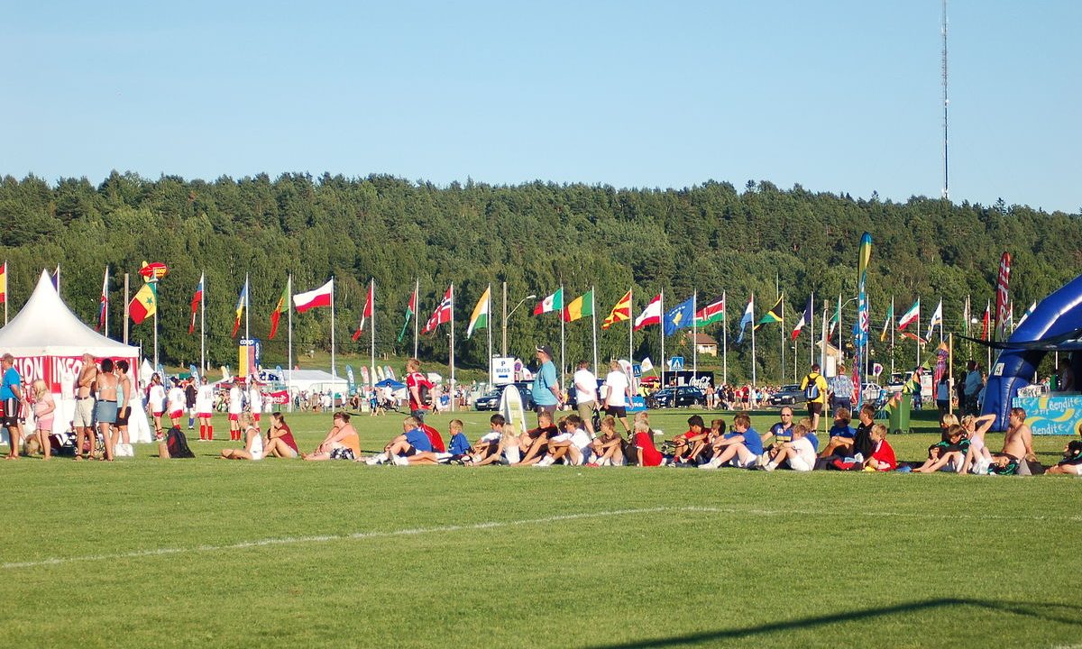 https://no.wikipedia.org/wiki/Fil:Norway_Cup.jpg