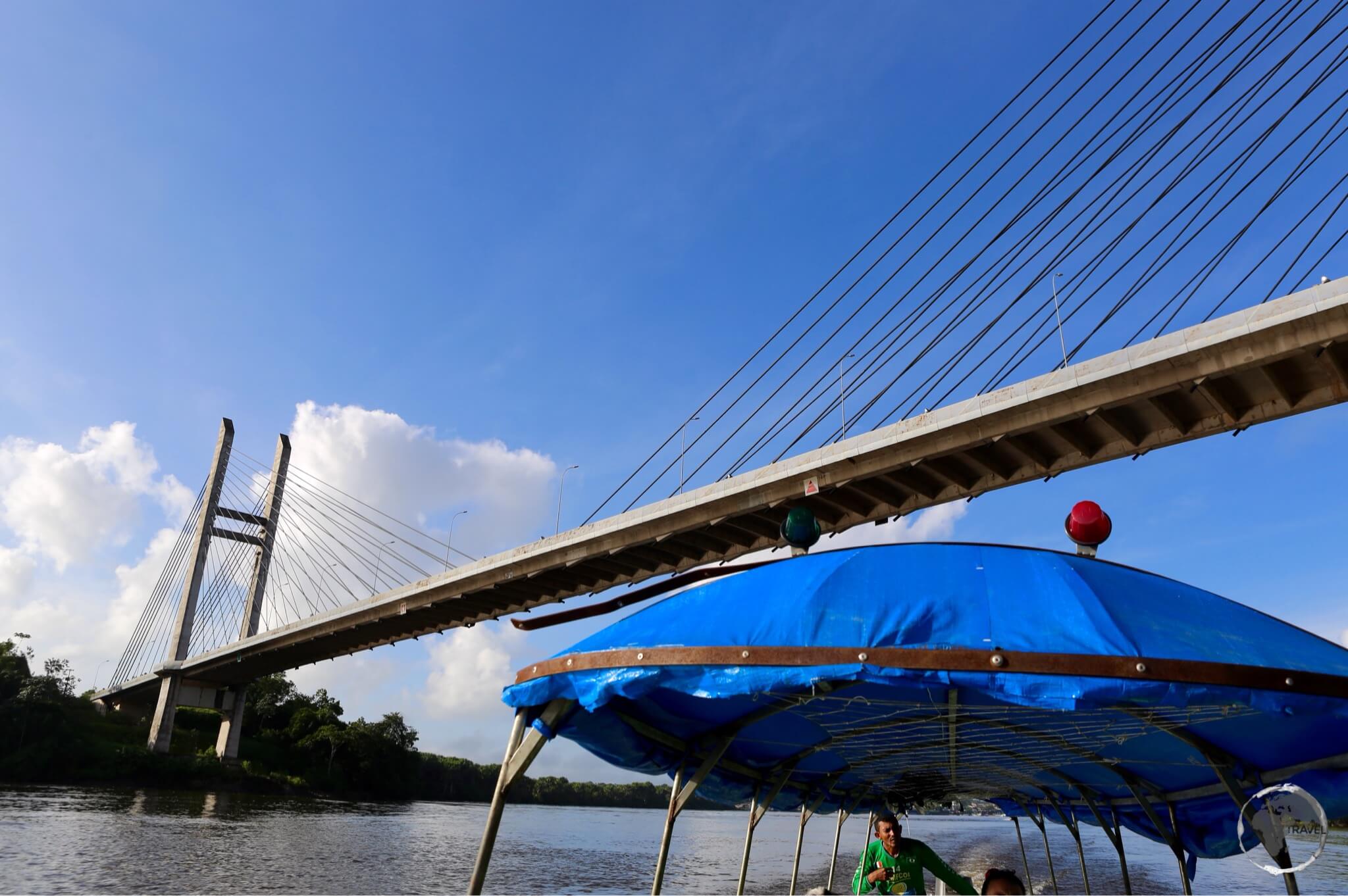 Built at a cost of US$50 million, the very grand Oiapoque bridge connects Brazil and French Guiana - the only land connection throughout the Guiana's. 