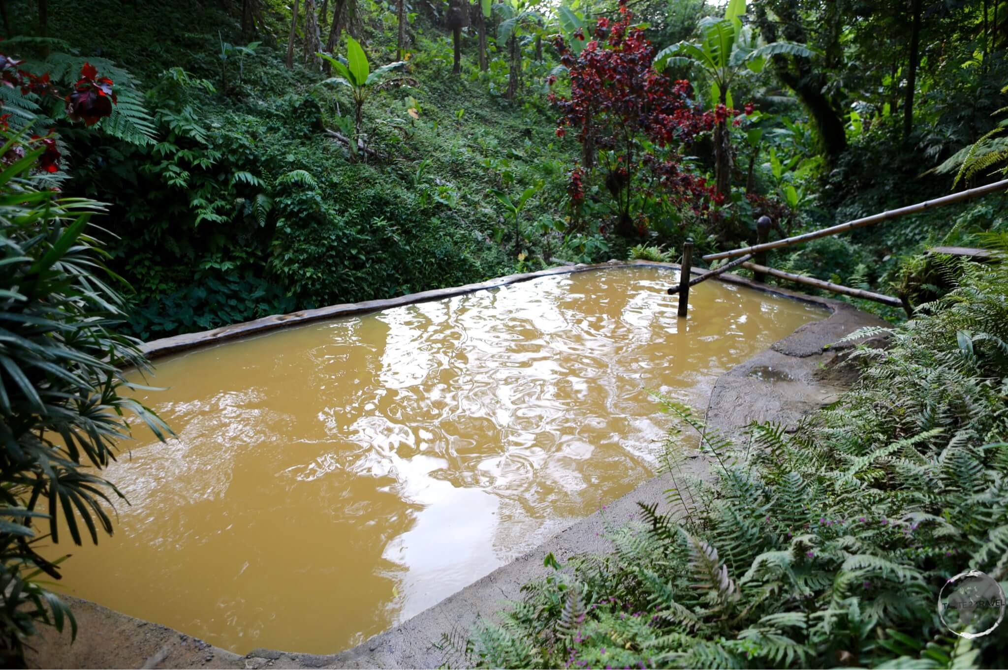 Ti Kwen Glo Cho hot spring at Wotten Waven. 