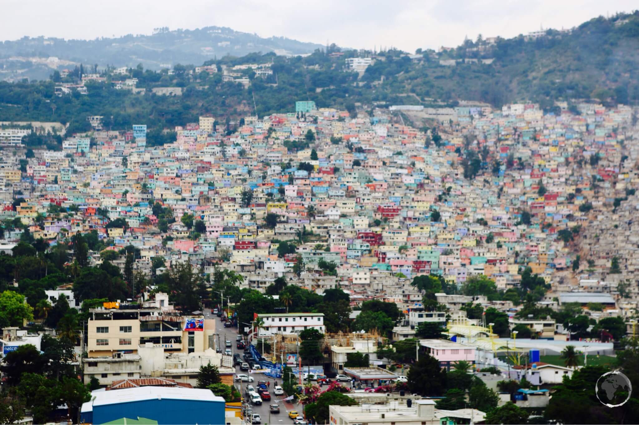 A view of slum housing from Pétion-Ville, PAP.