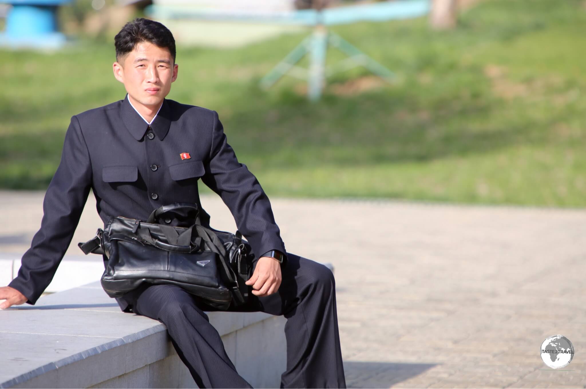 North Koreans are always smartly dressed, even at the zoo.