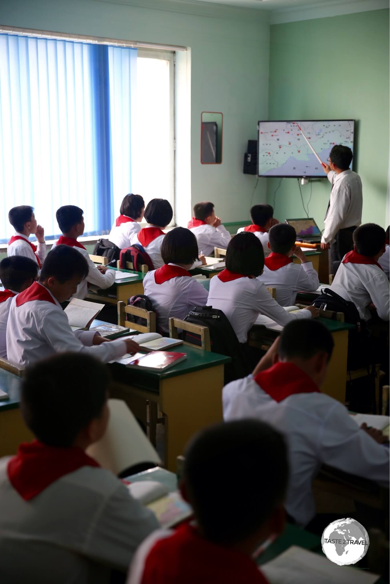 A maths lesson at the the <i>Kim Jong Suk Middle School Number 1</i> in Phyongsong.