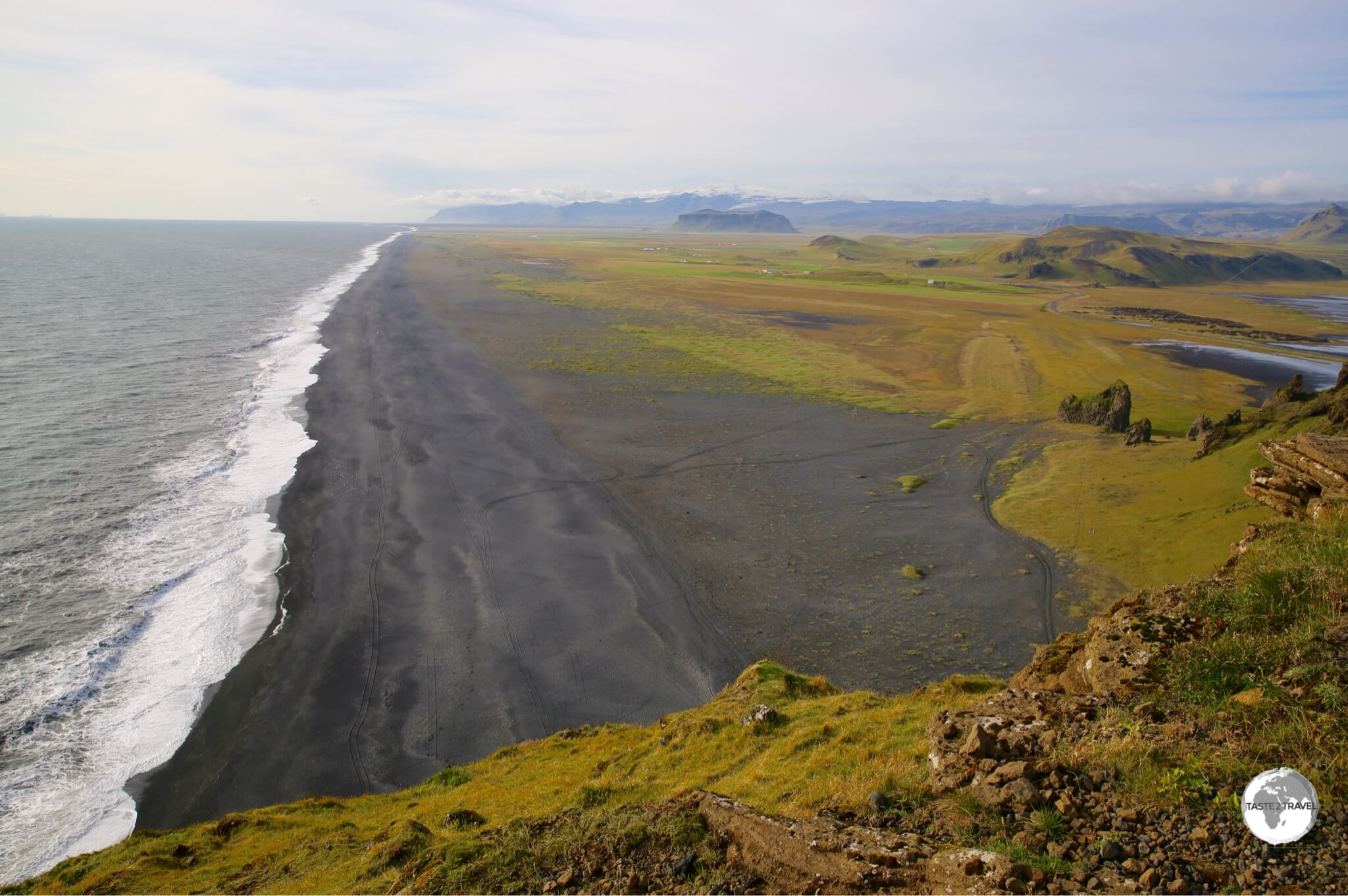 View along the coast from Dyrhólaey lighthouse.