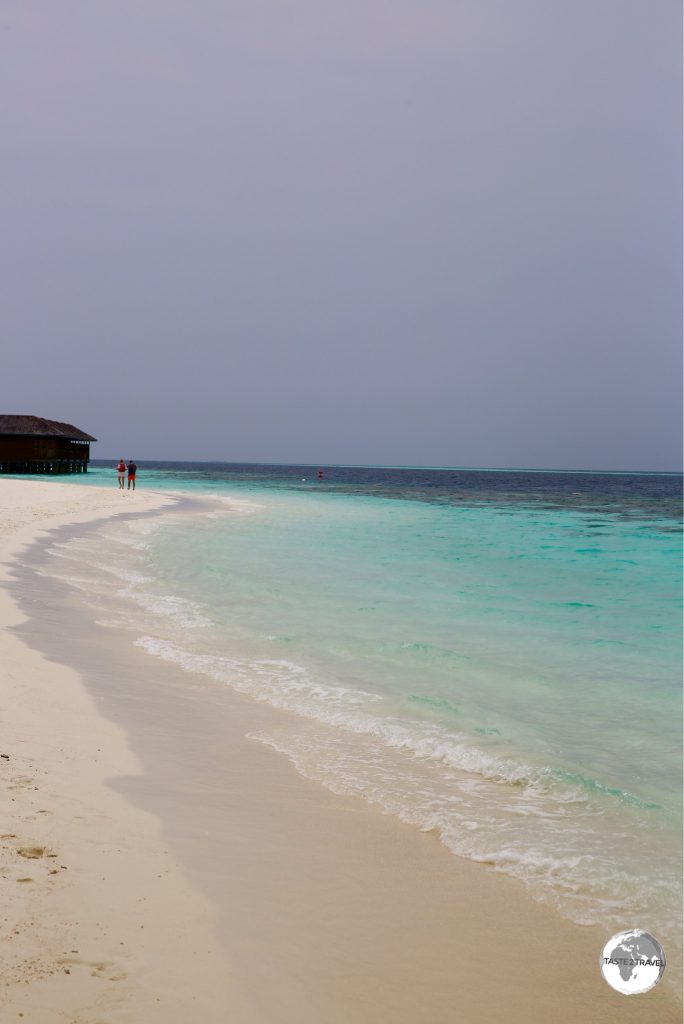 Beach on Vilamendhoo.