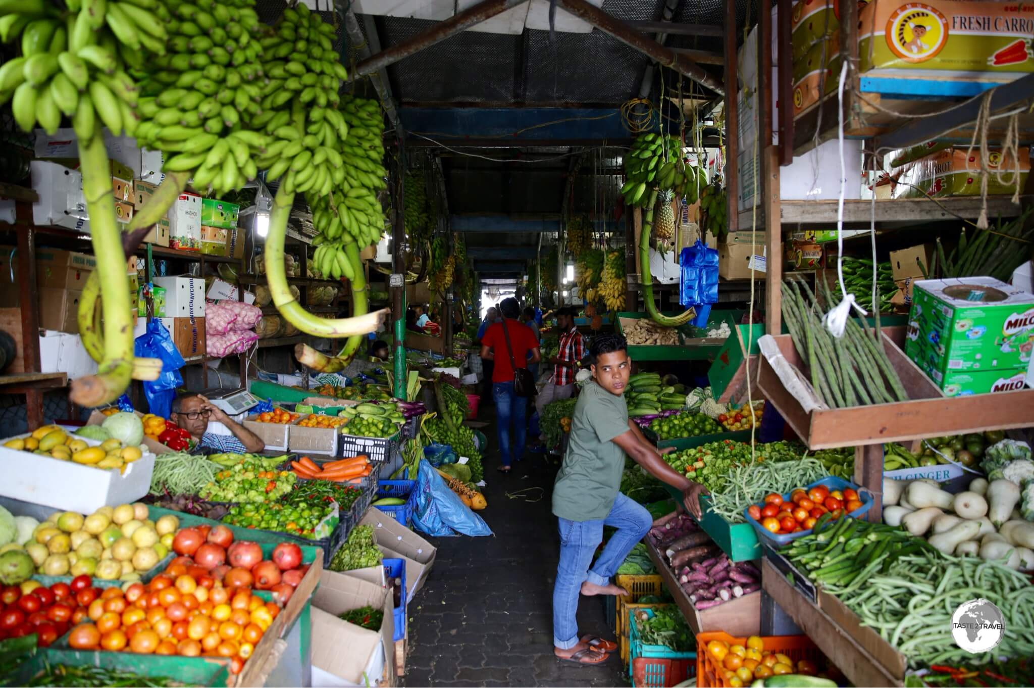 Shopping at the central market in Malé.