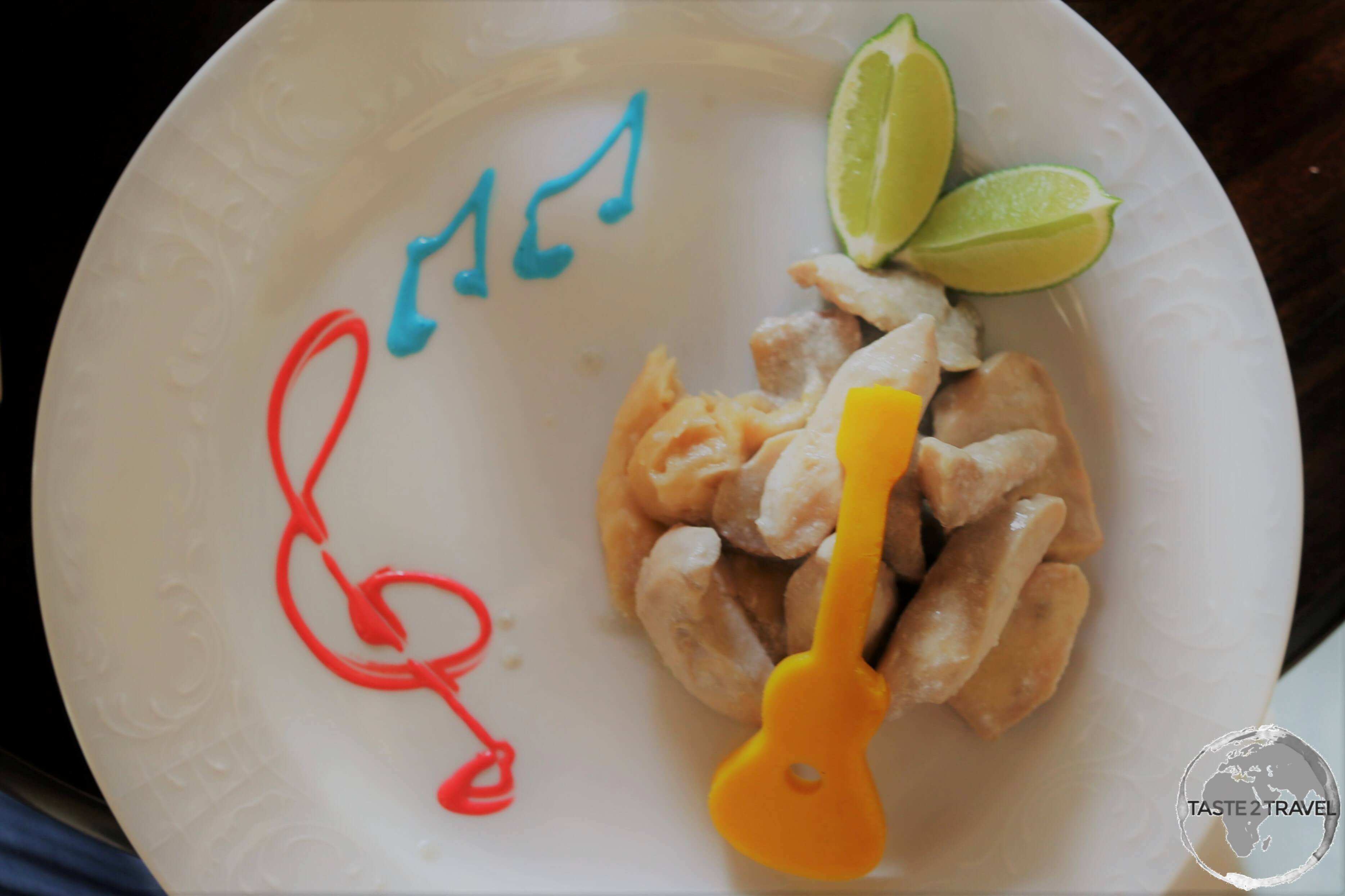 Lunch at <i>Restaurante Guitarra Mia</i> (My Guitar) in Trinidad old town.