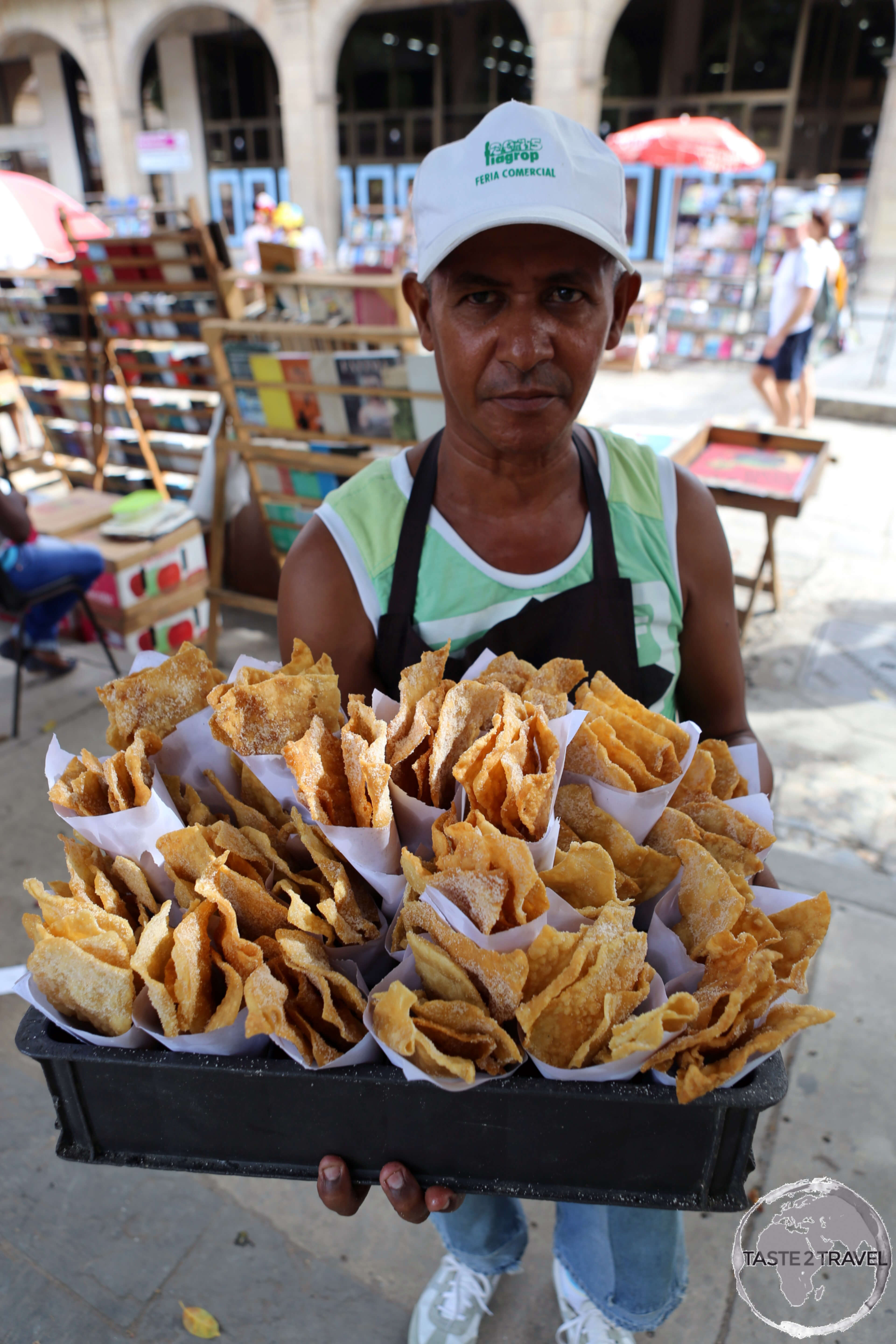 A snack vendor on the <i>Plaza de Armas</i> in Havana old town.