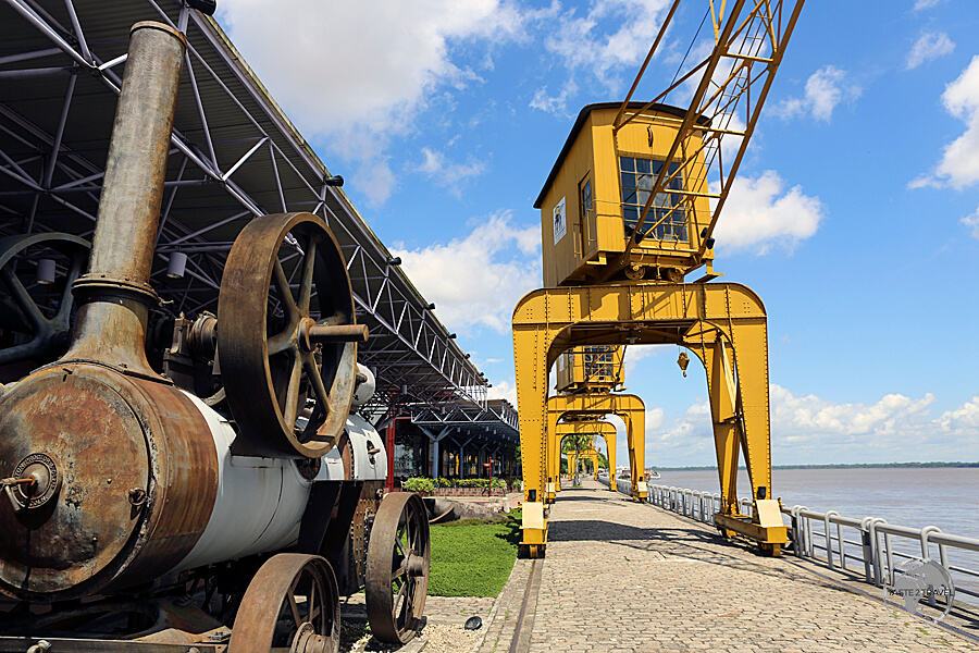 A former dock on the Amazon river, Estação das Docas has been converted into a modern entertainment area with restaurants, cafes and bars. 