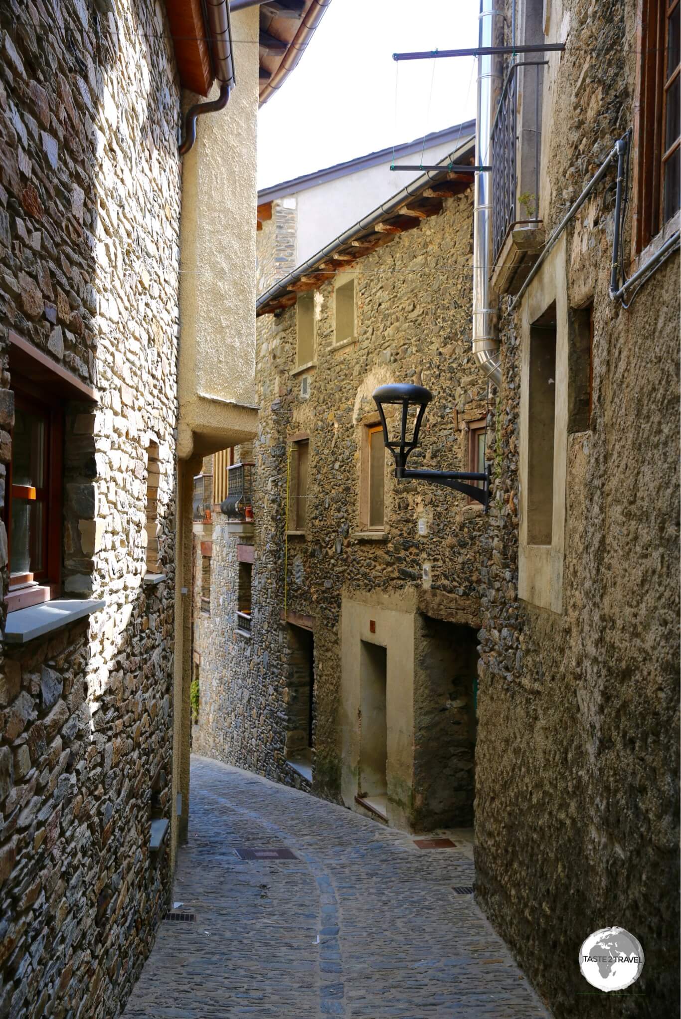 The narrow lane ways of Ordino village.