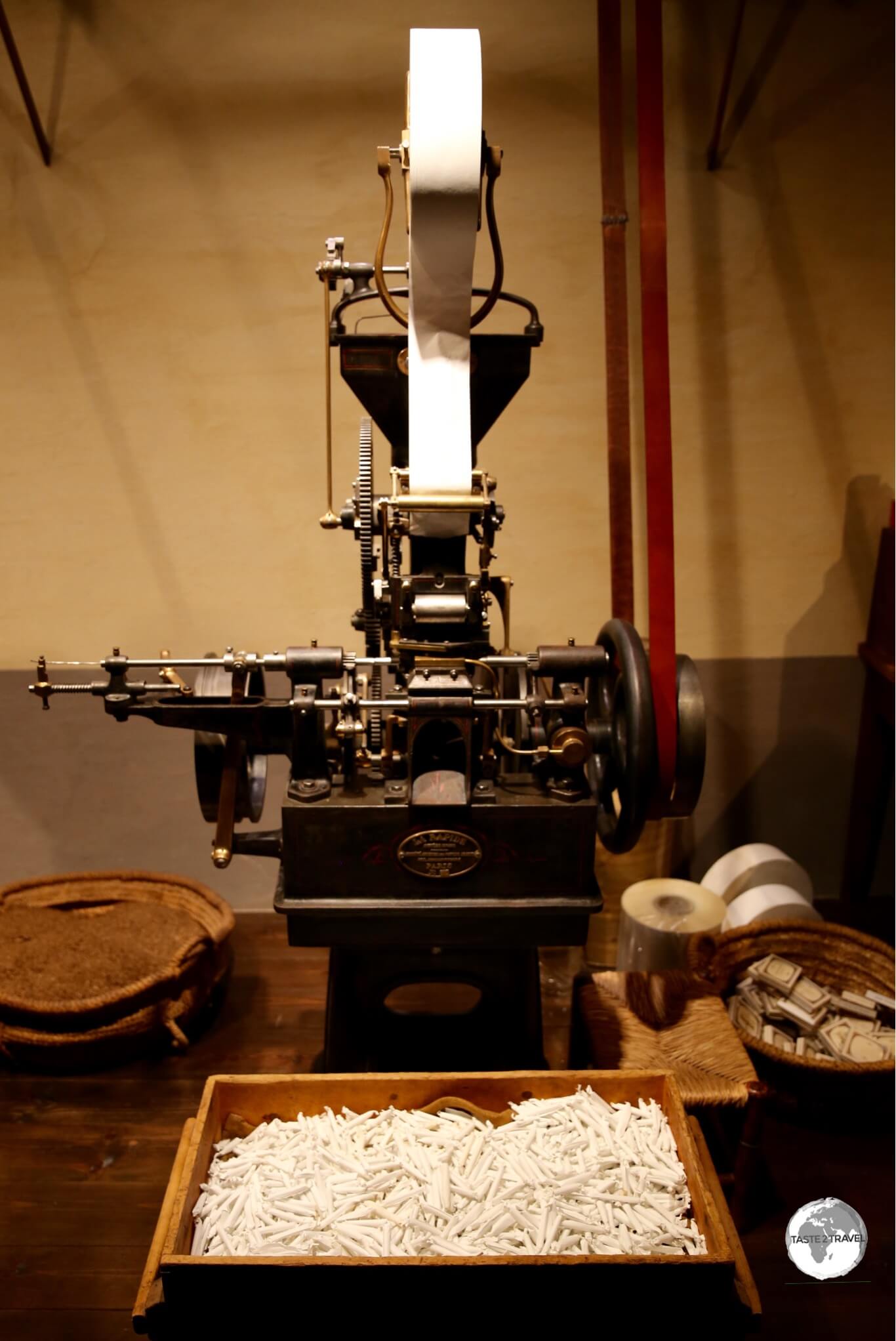 Cigarette-making machine at the Museu del Tabac.