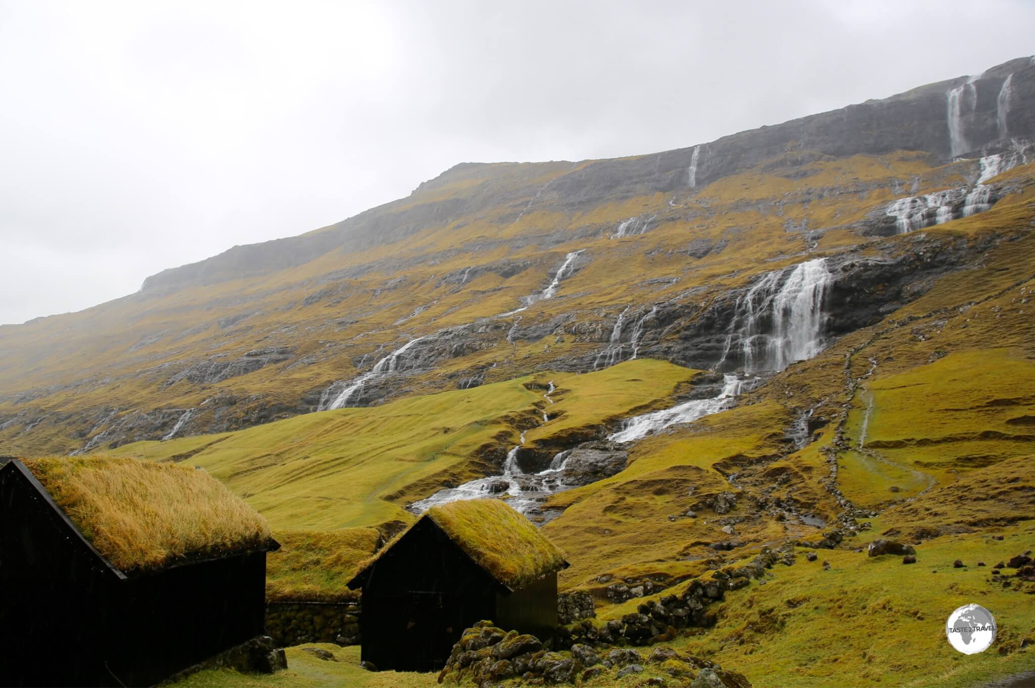 Old turf-roofed farmhouses in the village of Saksun.