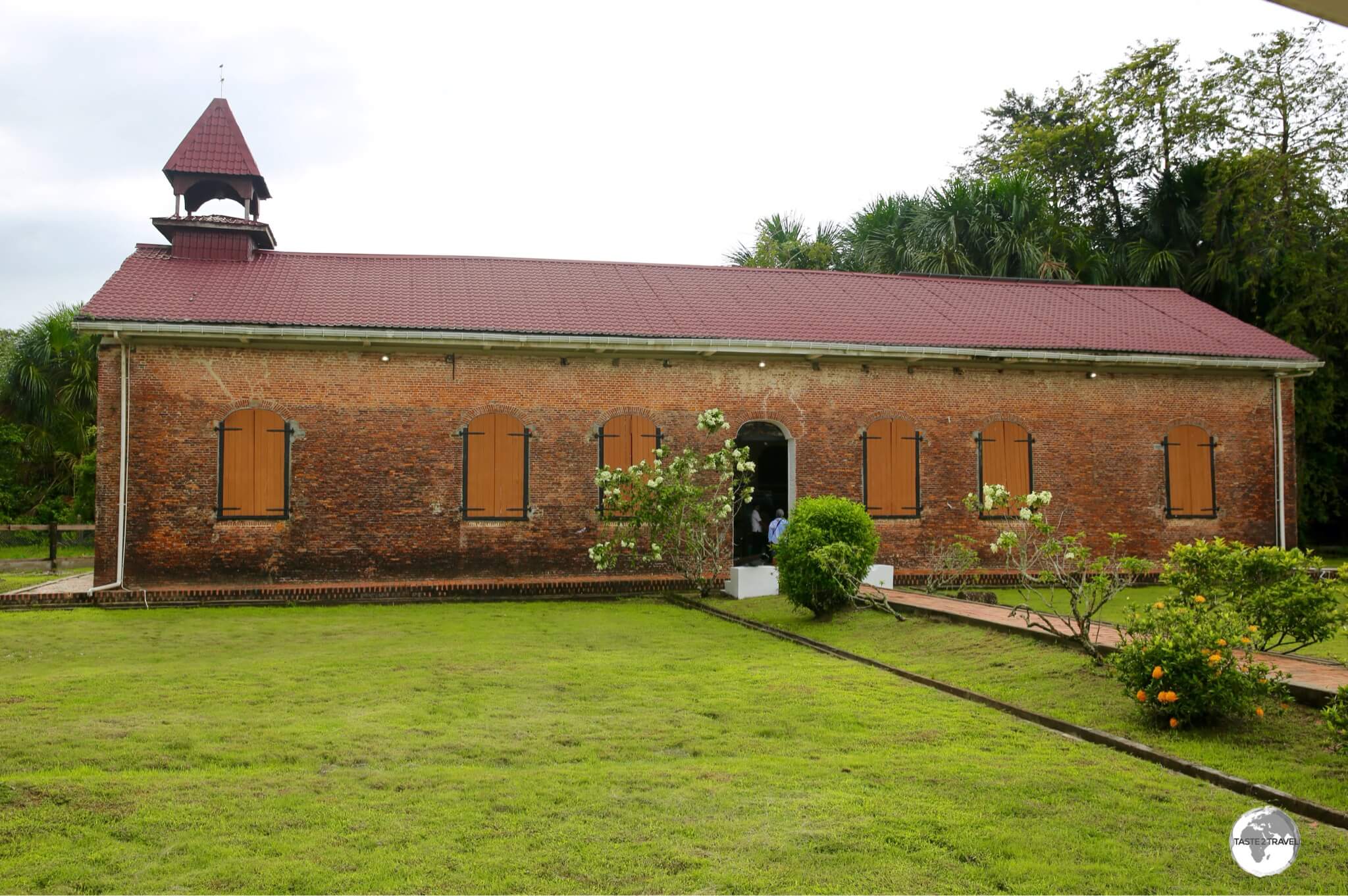 The 'Court of Policy' building on Fort Island.