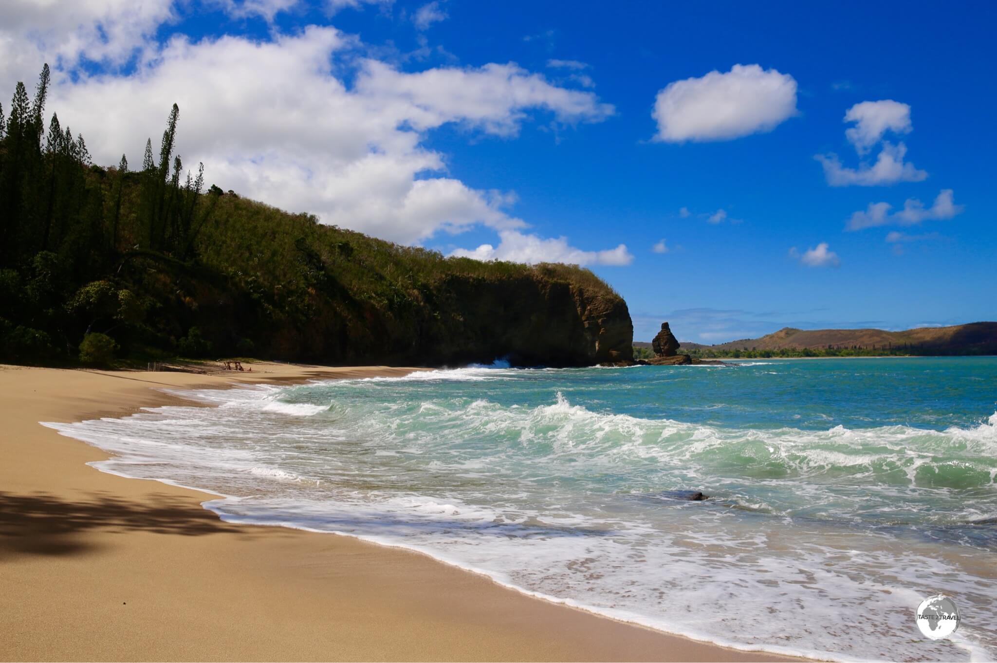 The beautiful Baie des Tortues (Turtle Bay) is a popular nesting site for sea turtles.