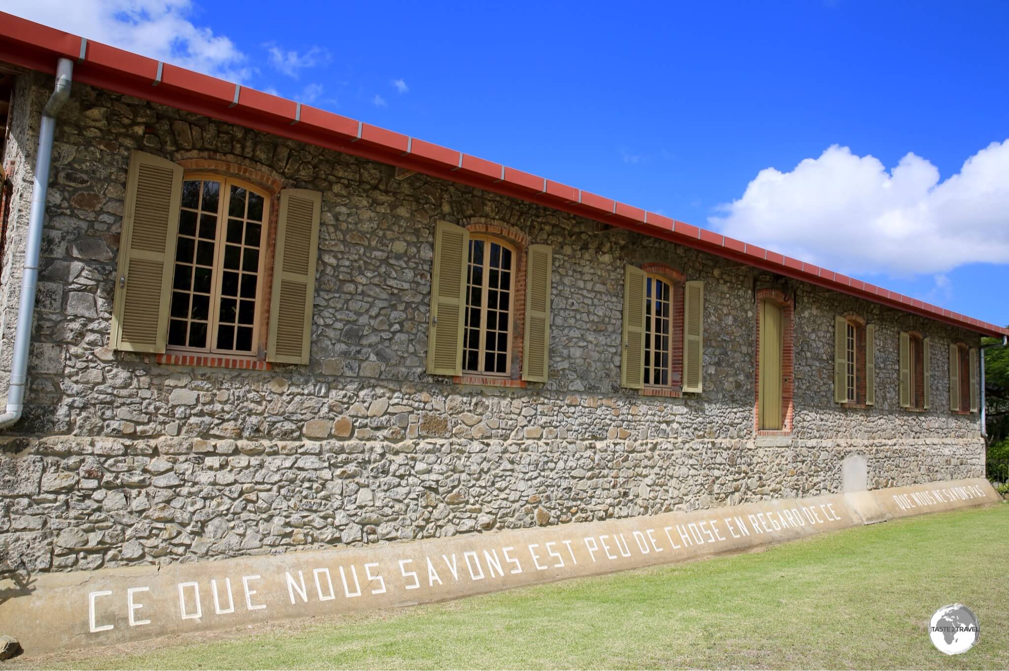 Located on the highway, south of town, the Bourail museum and visitors centre includes informative displays which explain the history of this agricultural region. 