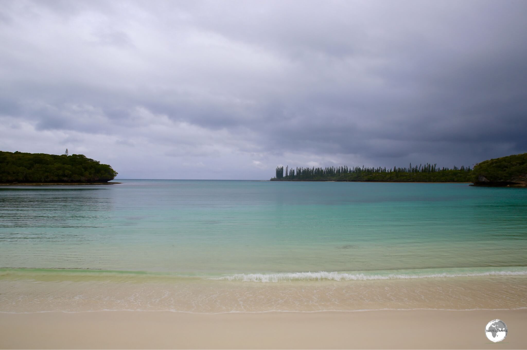 New Caledonia Travel Guide: The beautiful Kanumera Bay lies a short walk from Kuto bay. 