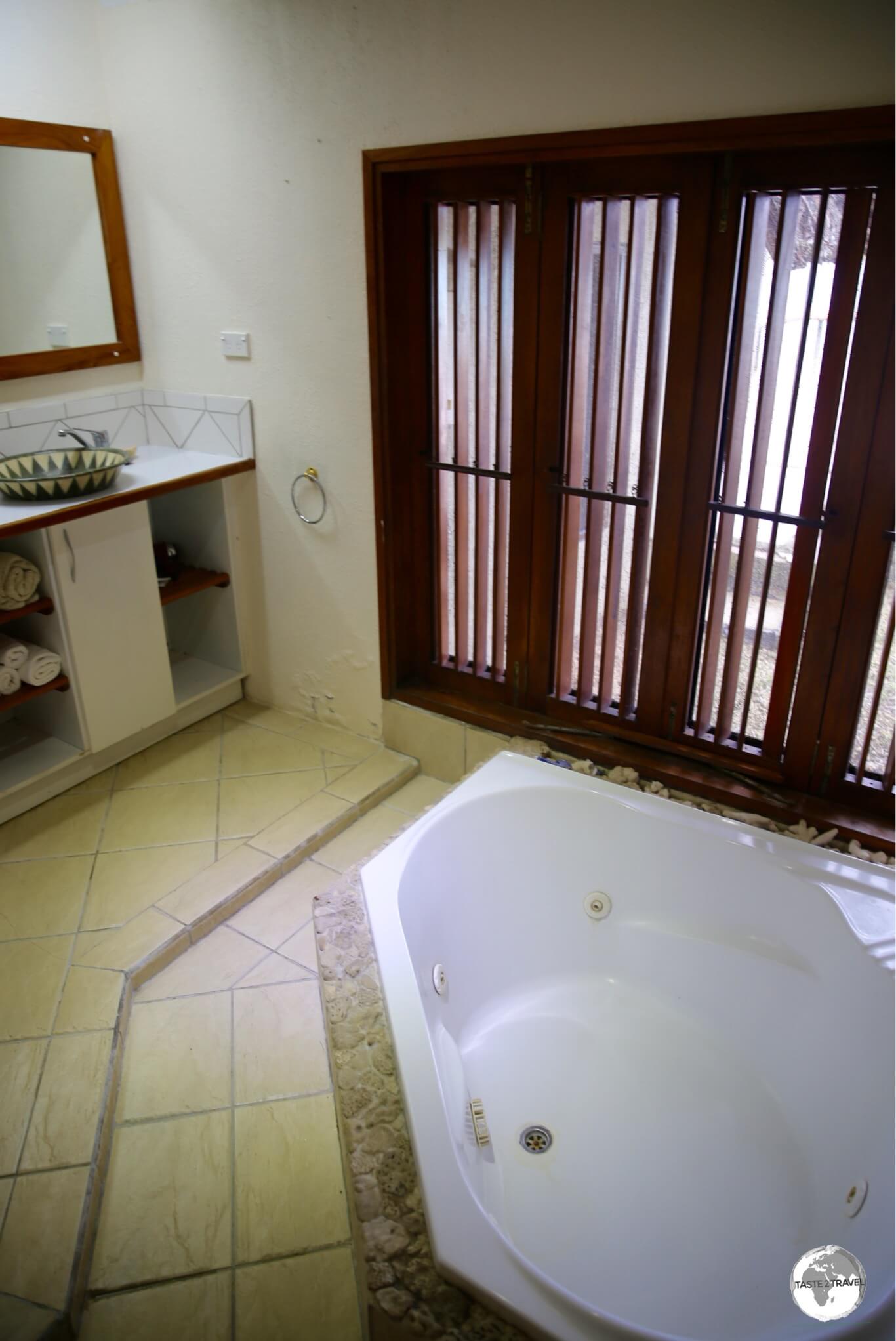 The bathroom, with spa bath, in the 'Lagoon bungalow' at Seachange Lodge.